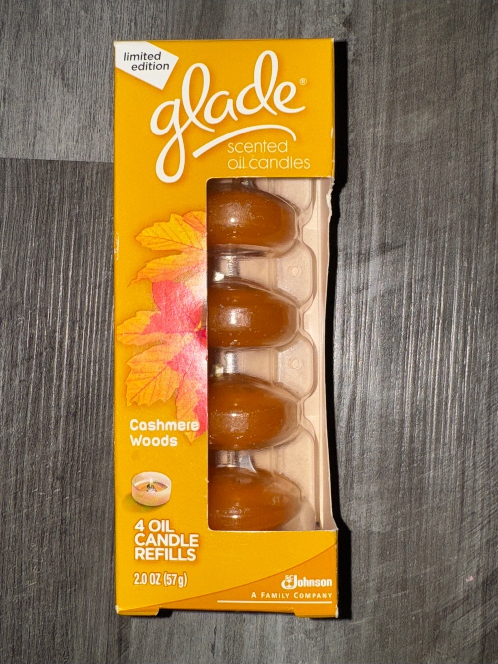 NEW Glade Scented Oil Candles. 4 Refills. Cashmere Woods Limited Edition